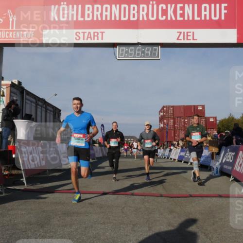 03.10.2025 - Köhlbrandbrückenlauf Matties Gatica Varas http://msf.ph/oto/9165053 03.10.2025 09:56:49 Ziel 1050, 1065, 1150, 1261, 1703, 3491, 3531, 3763 meine-sportfotos.de