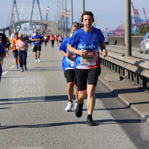 03.10.2025 - Köhlbrandbrückenlauf Strokosch-Dieckow http://msf.ph/oto/9165059 03.10.2025 13:12:38 Position 3 4966, 00, 5357 meine-sportfotos.de