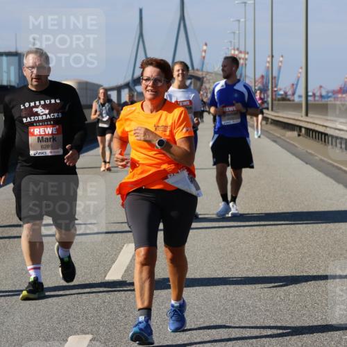 03.10.2025 - Köhlbrandbrückenlauf Strokosch-Dieckow http://msf.ph/oto/9165092 03.10.2025 13:12:49 Position 3 6289 meine-sportfotos.de