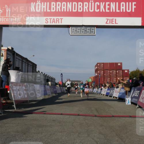 03.10.2025 - Köhlbrandbrückenlauf Matties Gatica Varas http://msf.ph/oto/9165097 03.10.2025 09:57:01 Ziel 1068, 1086, 1196, 1275, 1550, 2844, 2955, 3270, 3414 meine-sportfotos.de