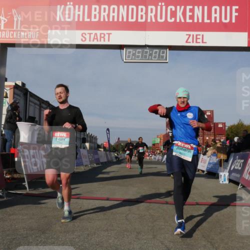03.10.2025 - Köhlbrandbrückenlauf Matties Gatica Varas http://msf.ph/oto/9165118 03.10.2025 09:57:06 Ziel 1196, 1258, 1550, 3205, 3270, 3414 meine-sportfotos.de