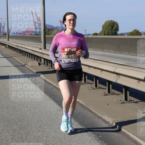 03.10.2025 - Köhlbrandbrückenlauf Strokosch-Dieckow http://msf.ph/oto/9165138 03.10.2025 13:13:09 Position 3 4997 meine-sportfotos.de