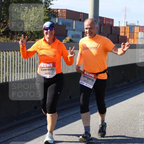 03.10.2025 - Köhlbrandbrückenlauf Strokosch-Dieckow http://msf.ph/oto/9165149 03.10.2025 13:13:14 Position 3 4440, 6411 meine-sportfotos.de
