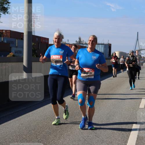 03.10.2025 - Köhlbrandbrückenlauf Strokosch-Dieckow http://msf.ph/oto/9165157 03.10.2025 13:13:16 Position 3 609 meine-sportfotos.de