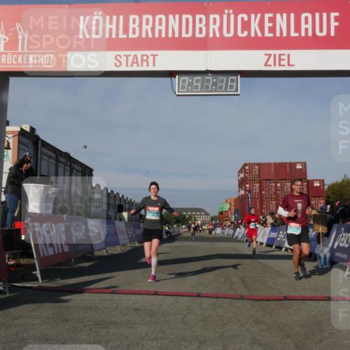 03.10.2025 - Köhlbrandbrückenlauf Matties Gatica Varas http://msf.ph/oto/9165160 03.10.2025 09:57:18 Ziel 1090, 1101, 1180, 1258, 2708, 2760, 3518, 3705 meine-sportfotos.de