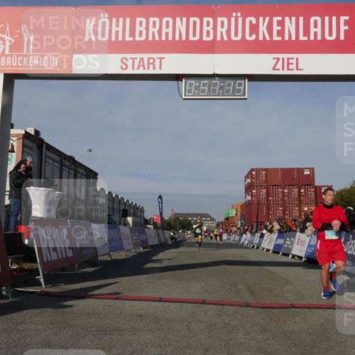 03.10.2025 - Köhlbrandbrückenlauf Matties Gatica Varas http://msf.ph/oto/9165169 03.10.2025 09:57:21 Ziel 1010, 1101, 1180, 2708, 2760, 3518, 3705 meine-sportfotos.de