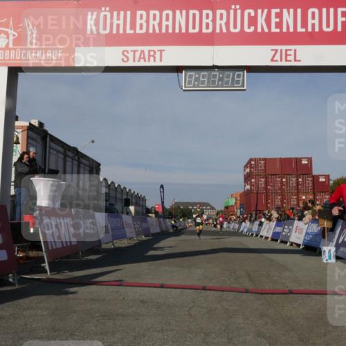 03.10.2025 - Köhlbrandbrückenlauf Matties Gatica Varas http://msf.ph/oto/9165171 03.10.2025 09:57:21 Ziel 1010, 1101, 1180, 2708, 2760, 3518, 3705 meine-sportfotos.de