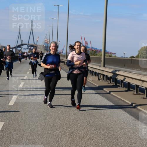 03.10.2025 - Köhlbrandbrückenlauf Strokosch-Dieckow http://msf.ph/oto/9165176 03.10.2025 13:13:17 Position 3  meine-sportfotos.de