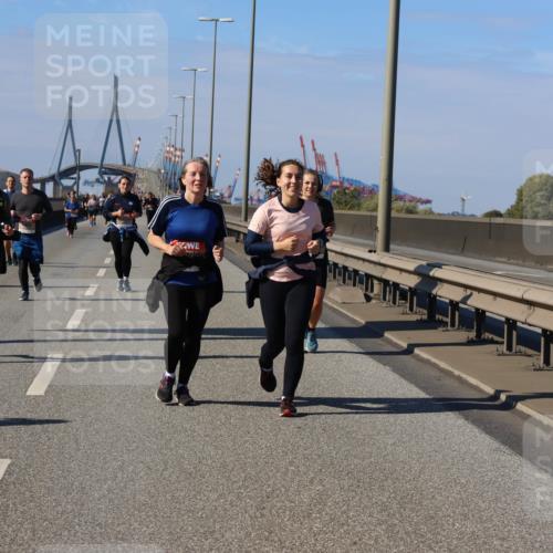 03.10.2025 - Köhlbrandbrückenlauf Strokosch-Dieckow http://msf.ph/oto/9165179 03.10.2025 13:13:17 Position 3  meine-sportfotos.de