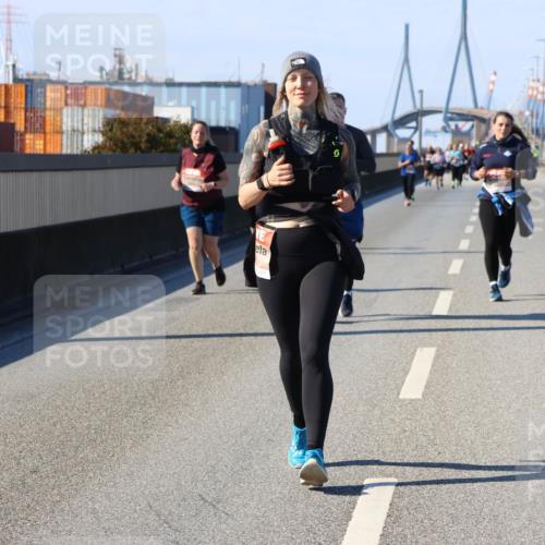 03.10.2025 - Köhlbrandbrückenlauf Strokosch-Dieckow http://msf.ph/oto/9165184 03.10.2025 13:13:19 Position 3  meine-sportfotos.de