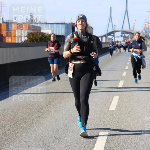 03.10.2025 - Köhlbrandbrückenlauf Strokosch-Dieckow http://msf.ph/oto/9165186 03.10.2025 13:13:19 Position 3  meine-sportfotos.de