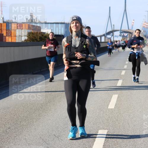 03.10.2025 - Köhlbrandbrückenlauf Strokosch-Dieckow http://msf.ph/oto/9165194 03.10.2025 13:13:20 Position 3  meine-sportfotos.de