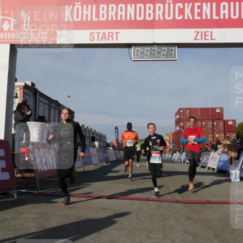 03.10.2025 - Köhlbrandbrückenlauf Matties Gatica Varas http://msf.ph/oto/9165197 03.10.2025 09:57:28 Ziel 1010, 1101, 2708, 2760, 2820, 3518, 3795 meine-sportfotos.de