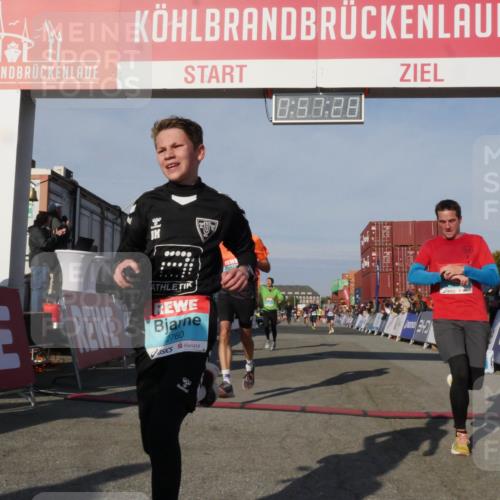 03.10.2025 - Köhlbrandbrückenlauf Matties Gatica Varas http://msf.ph/oto/9165201 03.10.2025 09:57:29 Ziel 1010, 1101, 1541, 2759, 2820, 3518, 3795 meine-sportfotos.de