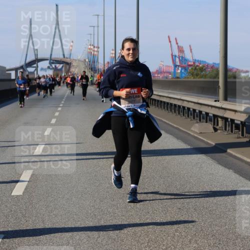 03.10.2025 - Köhlbrandbrückenlauf Strokosch-Dieckow http://msf.ph/oto/9165203 03.10.2025 13:13:23 Position 3 5477 meine-sportfotos.de