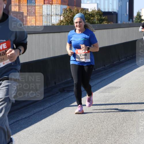 03.10.2025 - Köhlbrandbrückenlauf Strokosch-Dieckow http://msf.ph/oto/9165228 03.10.2025 13:13:37 Position 3 4434, 6265 meine-sportfotos.de