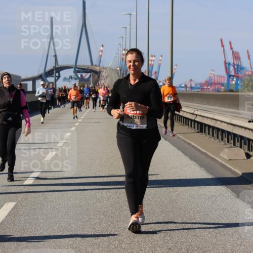 03.10.2025 - Köhlbrandbrückenlauf Strokosch-Dieckow http://msf.ph/oto/9165241 03.10.2025 13:13:44 Position 3 4735 meine-sportfotos.de