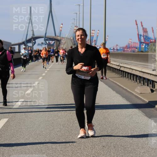 03.10.2025 - Köhlbrandbrückenlauf Strokosch-Dieckow http://msf.ph/oto/9165247 03.10.2025 13:13:44 Position 3 4735 meine-sportfotos.de