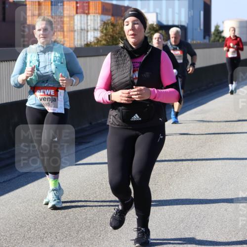 03.10.2025 - Köhlbrandbrückenlauf Strokosch-Dieckow http://msf.ph/oto/9165262 03.10.2025 13:13:48 Position 3 593 meine-sportfotos.de