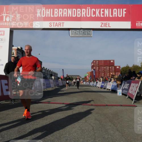 03.10.2025 - Köhlbrandbrückenlauf Matties Gatica Varas http://msf.ph/oto/9165372 03.10.2025 09:58:15 Ziel 1114, 1143, 1167, 1210, 3243, 3246 meine-sportfotos.de
