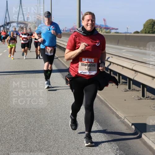 03.10.2025 - Köhlbrandbrückenlauf Strokosch-Dieckow http://msf.ph/oto/9165378 03.10.2025 13:14:28 Position 3 5412 meine-sportfotos.de