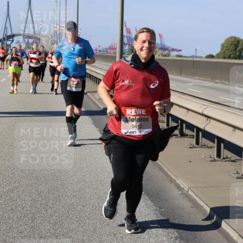 03.10.2025 - Köhlbrandbrückenlauf Strokosch-Dieckow http://msf.ph/oto/9165382 03.10.2025 13:14:28 Position 3 5412 meine-sportfotos.de