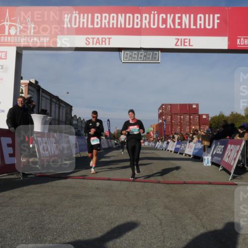 03.10.2025 - Köhlbrandbrückenlauf Matties Gatica Varas http://msf.ph/oto/9165383 03.10.2025 09:58:19 Ziel 1112, 1143, 1167, 3243, 3246, 3338 meine-sportfotos.de