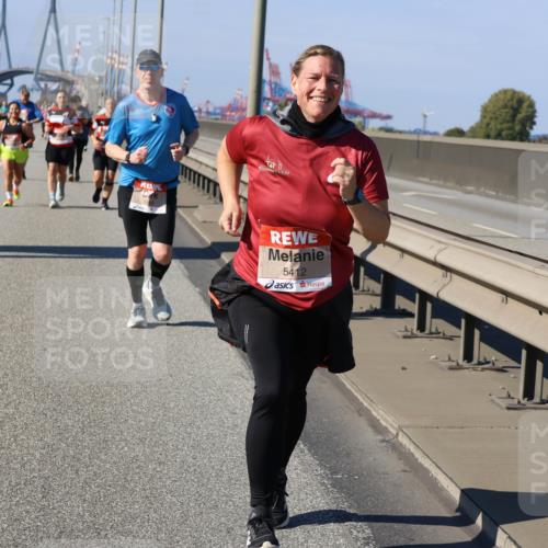 03.10.2025 - Köhlbrandbrückenlauf Strokosch-Dieckow http://msf.ph/oto/9165387 03.10.2025 13:14:28 Position 3 5412 meine-sportfotos.de