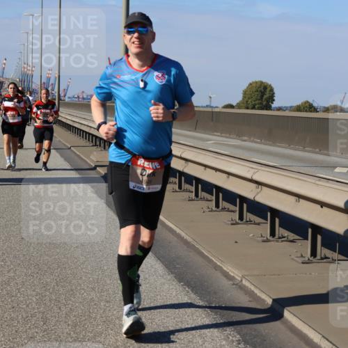 03.10.2025 - Köhlbrandbrückenlauf Strokosch-Dieckow http://msf.ph/oto/9165398 03.10.2025 13:14:30 Position 3 4949 meine-sportfotos.de