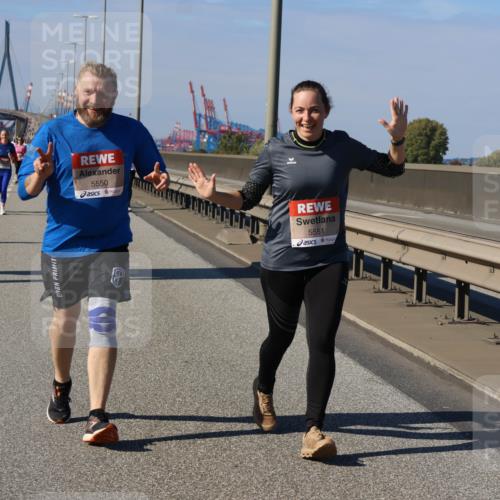 03.10.2025 - Köhlbrandbrückenlauf Strokosch-Dieckow http://msf.ph/oto/9165445 03.10.2025 13:14:39 Position 3 5550, 5551 meine-sportfotos.de
