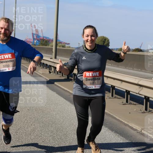 03.10.2025 - Köhlbrandbrückenlauf Strokosch-Dieckow http://msf.ph/oto/9165462 03.10.2025 13:14:39 Position 3 5550, 5551 meine-sportfotos.de