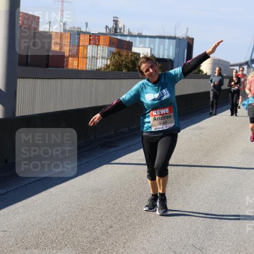 03.10.2025 - Köhlbrandbrückenlauf Strokosch-Dieckow http://msf.ph/oto/9165475 03.10.2025 13:14:43 Position 3 5466 meine-sportfotos.de