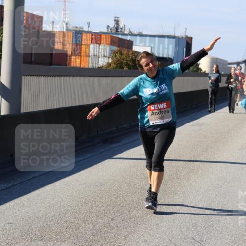 03.10.2025 - Köhlbrandbrückenlauf Strokosch-Dieckow http://msf.ph/oto/9165478 03.10.2025 13:14:43 Position 3 5466 meine-sportfotos.de