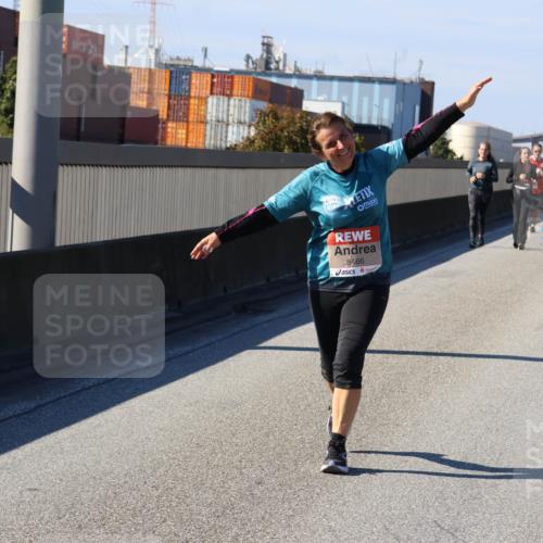 03.10.2025 - Köhlbrandbrückenlauf Strokosch-Dieckow http://msf.ph/oto/9165480 03.10.2025 13:14:44 Position 3 5466 meine-sportfotos.de