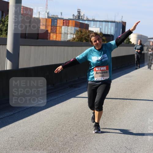 03.10.2025 - Köhlbrandbrückenlauf Strokosch-Dieckow http://msf.ph/oto/9165482 03.10.2025 13:14:44 Position 3 5466 meine-sportfotos.de