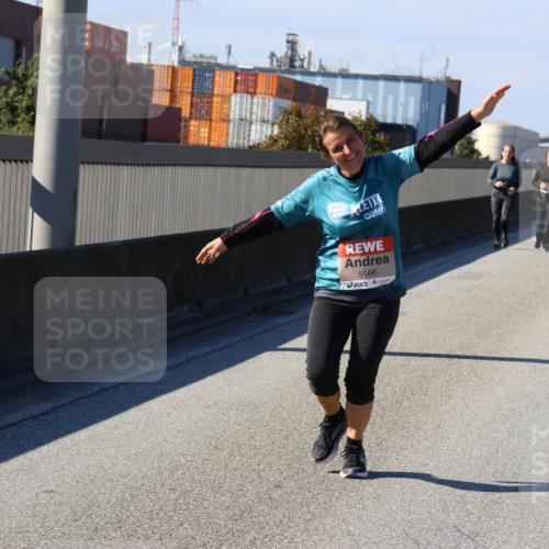 03.10.2025 - Köhlbrandbrückenlauf Strokosch-Dieckow http://msf.ph/oto/9165484 03.10.2025 13:14:44 Position 3 5466 meine-sportfotos.de