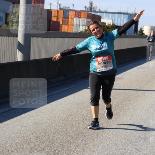 03.10.2025 - Köhlbrandbrückenlauf Strokosch-Dieckow http://msf.ph/oto/9165490 03.10.2025 13:14:44 Position 3 5466 meine-sportfotos.de
