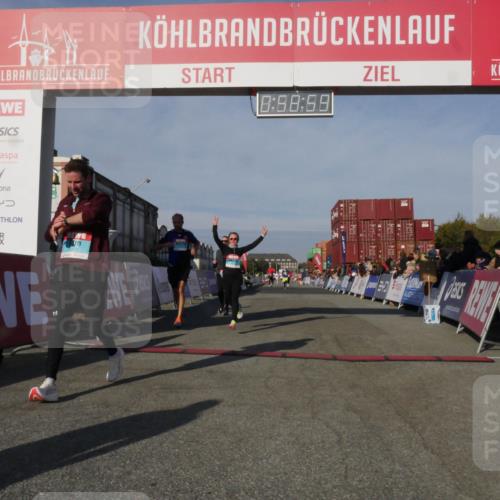 03.10.2025 - Köhlbrandbrückenlauf Matties Gatica Varas http://msf.ph/oto/9165528 03.10.2025 09:59:00 Ziel 1054, 1185, 1215, 1383, 3174, 3358 meine-sportfotos.de