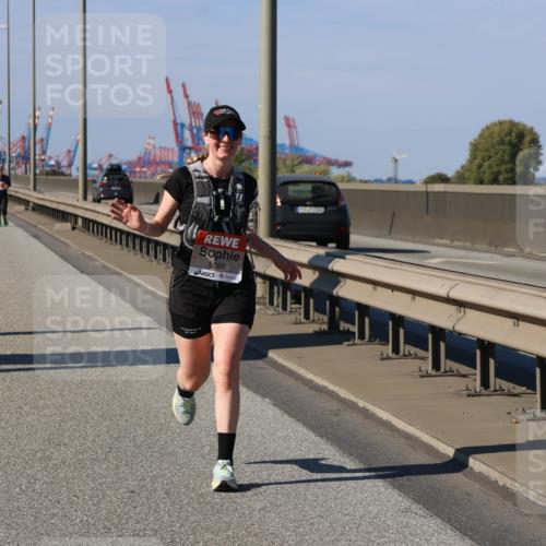 03.10.2025 - Köhlbrandbrückenlauf Strokosch-Dieckow http://msf.ph/oto/9165533 03.10.2025 13:14:55 Position 3 5592, 235 meine-sportfotos.de