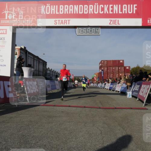 03.10.2025 - Köhlbrandbrückenlauf Matties Gatica Varas http://msf.ph/oto/9165544 03.10.2025 09:59:06 Ziel 1063, 1107, 1185, 1271, 1383, 1617, 3155, 3358, 3837 meine-sportfotos.de