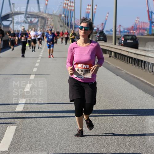 03.10.2025 - Köhlbrandbrückenlauf Strokosch-Dieckow http://msf.ph/oto/9165550 03.10.2025 13:14:57 Position 3 5539 meine-sportfotos.de
