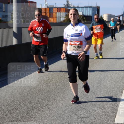 03.10.2025 - Köhlbrandbrückenlauf Strokosch-Dieckow http://msf.ph/oto/9165569 03.10.2025 13:14:59 Position 3 888, 6000, 5517 meine-sportfotos.de
