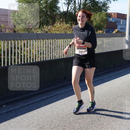 03.10.2025 - Köhlbrandbrückenlauf Strokosch-Dieckow http://msf.ph/oto/9165637 03.10.2025 13:15:23 Position 3 4435 meine-sportfotos.de