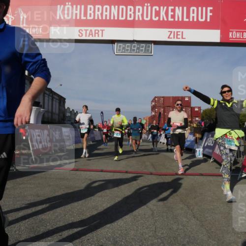 03.10.2025 - Köhlbrandbrückenlauf Matties Gatica Varas http://msf.ph/oto/9165644 03.10.2025 09:59:33 Ziel 1067, 1075, 1077, 1087, 1197, 1231, 1432, 1639, 2788, 2985, 2989, 2997, 3514 meine-sportfotos.de