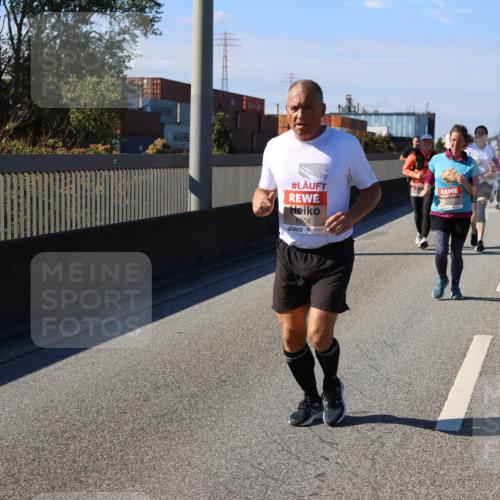 03.10.2025 - Köhlbrandbrückenlauf Strokosch-Dieckow http://msf.ph/oto/9165659 03.10.2025 13:15:26 Position 3 6508 meine-sportfotos.de