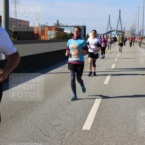 03.10.2025 - Köhlbrandbrückenlauf Strokosch-Dieckow http://msf.ph/oto/9165668 03.10.2025 13:15:27 Position 3 6295, 6508 meine-sportfotos.de