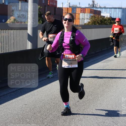 03.10.2025 - Köhlbrandbrückenlauf Strokosch-Dieckow http://msf.ph/oto/9165683 03.10.2025 13:15:34 Position 3 5279 meine-sportfotos.de