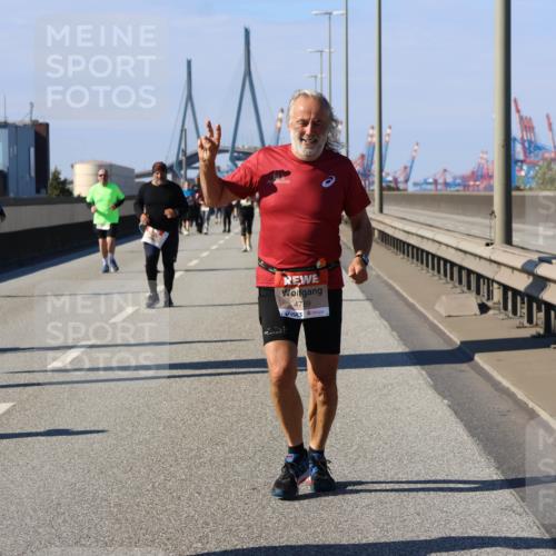 03.10.2025 - Köhlbrandbrückenlauf Strokosch-Dieckow http://msf.ph/oto/9165761 03.10.2025 13:15:56 Position 3 4789 meine-sportfotos.de