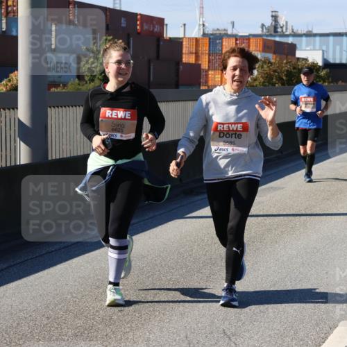 03.10.2025 - Köhlbrandbrückenlauf Strokosch-Dieckow http://msf.ph/oto/9165779 03.10.2025 13:16:01 Position 3 6825, 5585 meine-sportfotos.de