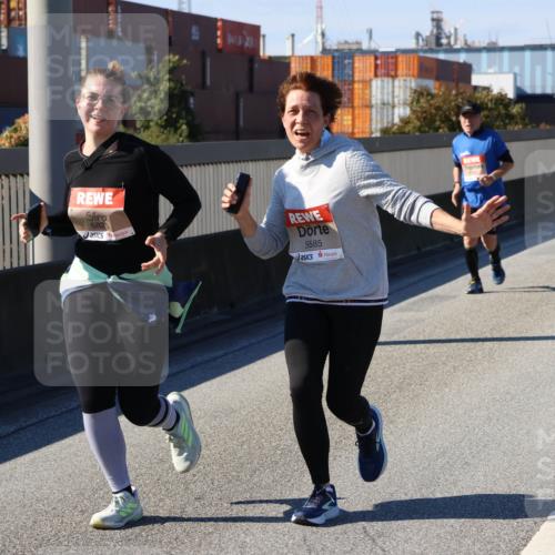03.10.2025 - Köhlbrandbrückenlauf Strokosch-Dieckow http://msf.ph/oto/9165791 03.10.2025 13:16:01 Position 3 6825, 5585 meine-sportfotos.de